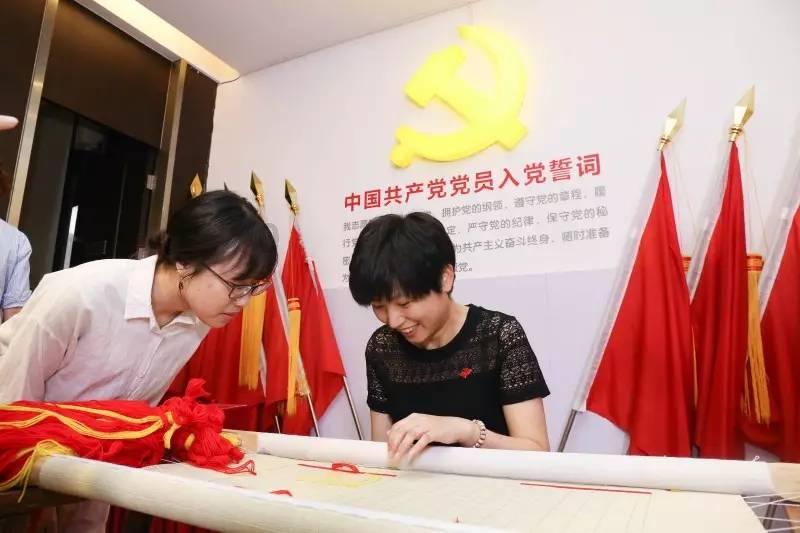 有哪些适合苹果型身材妹子的穿搭思路？有哪些平价推荐？